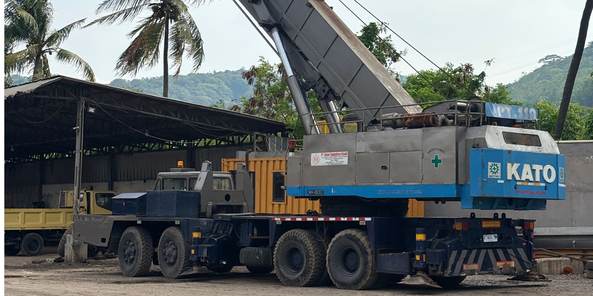 Mobile Crane 80 TON