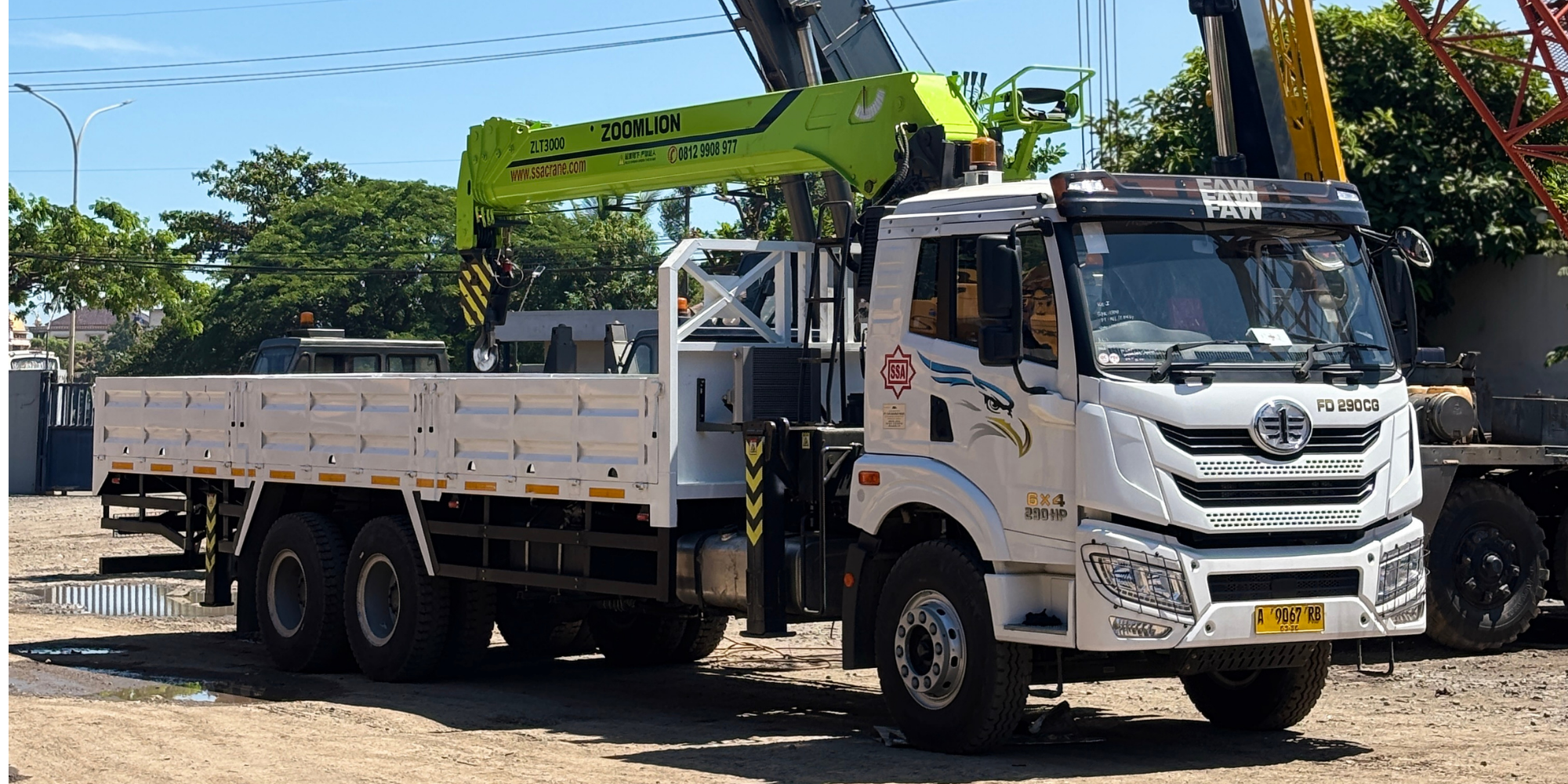 Truck Mounted Crane 12 Ton